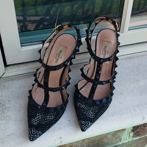 Studded Rockstud Valentino Heels Size 35/5